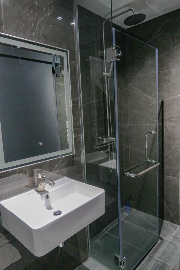 Deluxe & By Rr Apartment Singapore